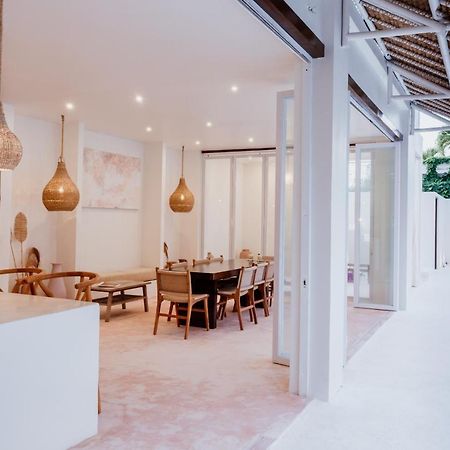 乌鲁瓦图 The Hut Hut酒店 外观 照片
